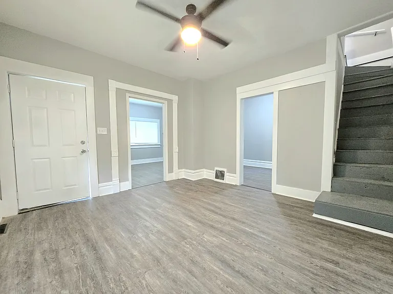 234 Studebaker St — Photo 8