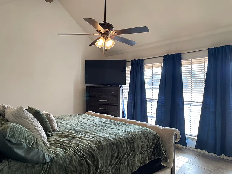 1715 Castleford Rd — Photo 3