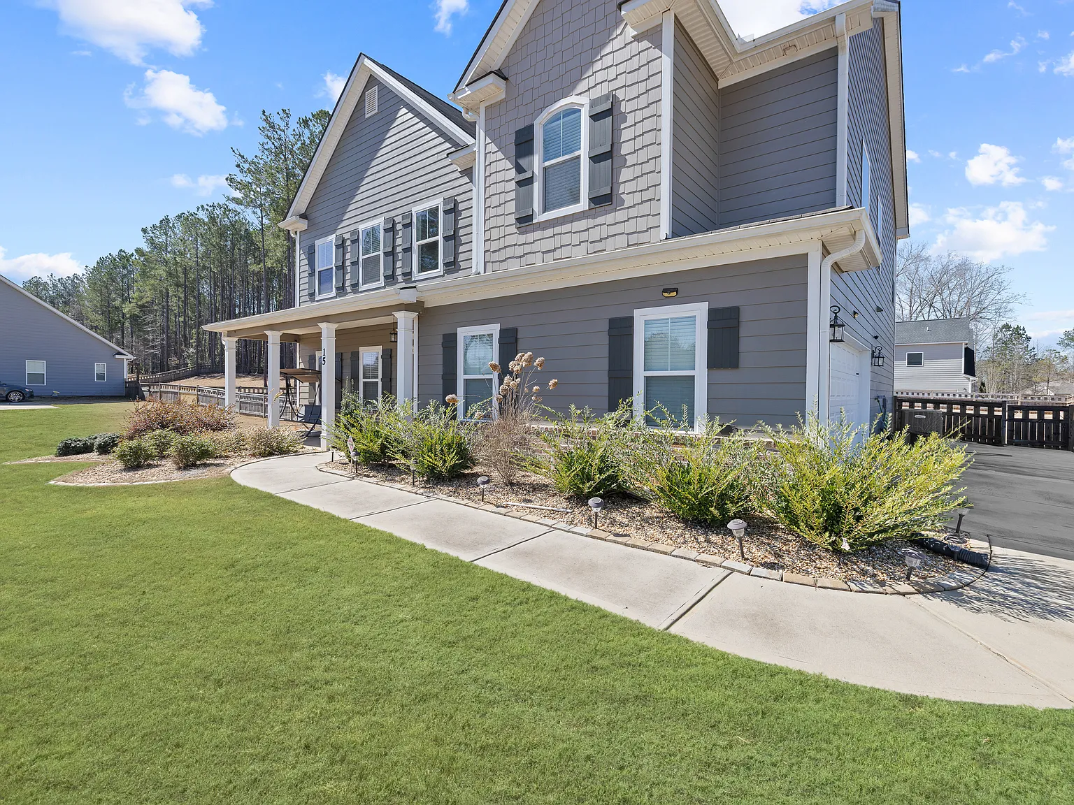 15 Hollyhock Lane - 1 — Photo 4