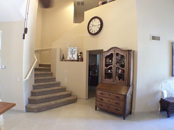 3rd image of 1717 E Wildflower Ln
