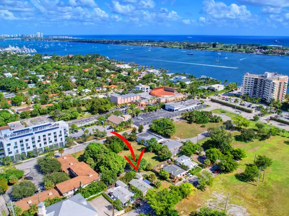 323 Golf Road, West Palm Beach, FL 33407