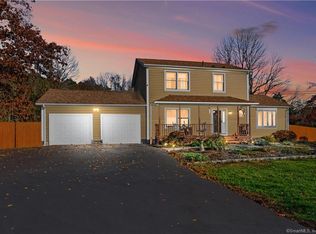 105 Pautipaug Hill Rd, Baltic, CT 06330