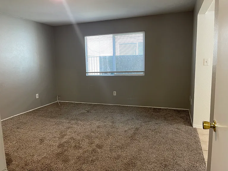 6516 Mohawk St #A — Photo 15