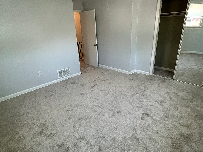 15 E Avon Rd — Photo 5
