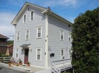 16 Bridge St APT 3, East Greenwich, RI 02818