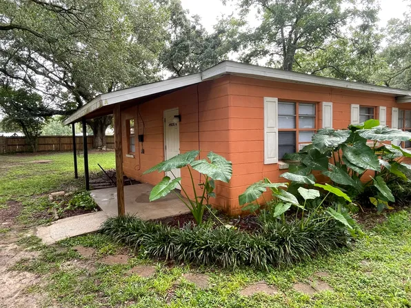 2806A Larkin St, Pensacola, FL 32514