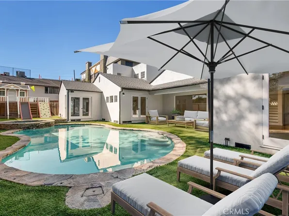 521 S Bentley Ave, Los Angeles, CA 90049