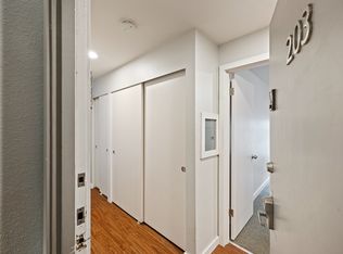 3839 Whitman Ave N APT 203, Seattle, WA 98103