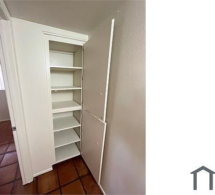 2nd image of 118 S McKemy St APT 7