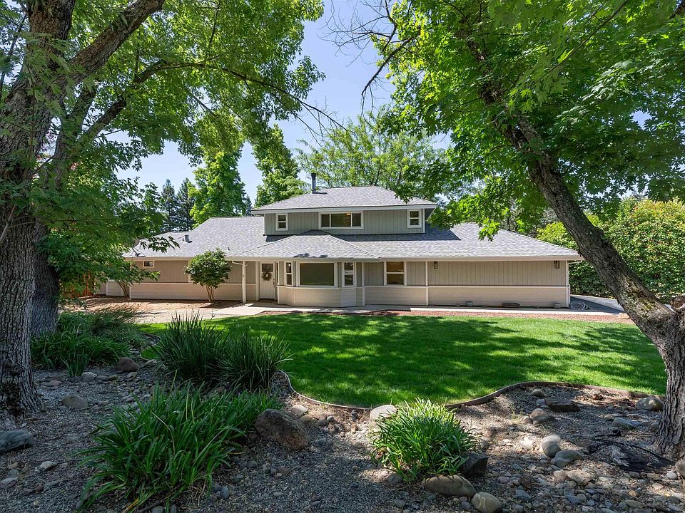 1st image of 3632 Ravenwood Ln
