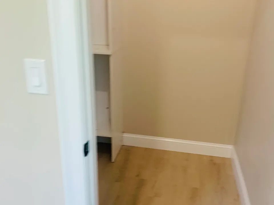 233 Highland Ave #2A