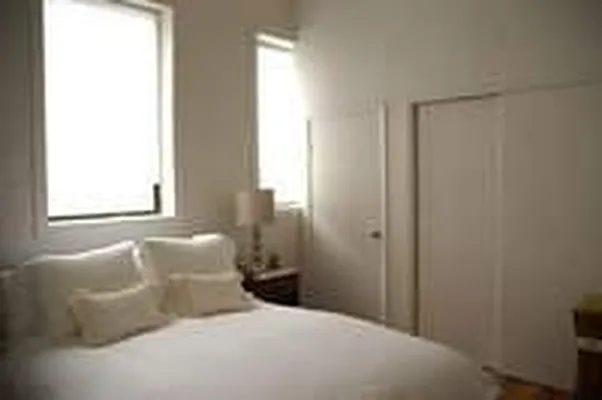 Rented by Metropolitan Property Group | media 33