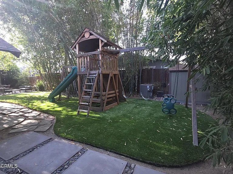 126 N Meridith Ave — Photo 29