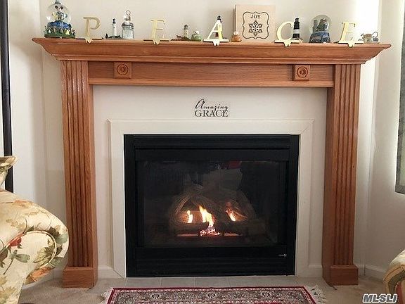 4th image of 39 Willow Wood Dr
