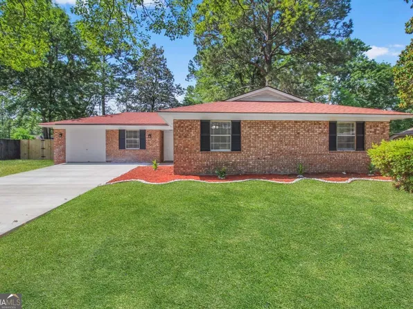 703 Madison Dr, Hinesville, GA 31313