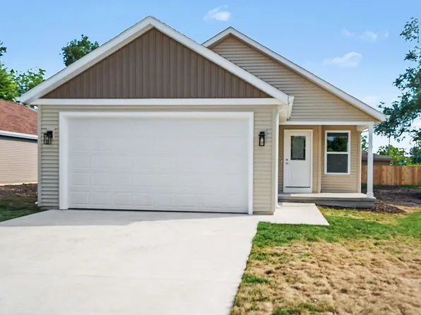 1513 E Borley Ave, Mishawaka, IN 46545