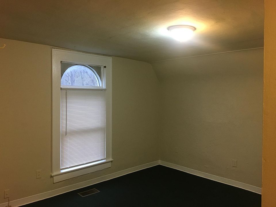 2nd image of 5920 Kellogg Ave