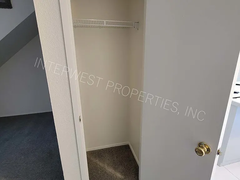 16705 NE Halsey St #113 — Photo 6