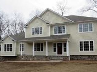 4 Oak Ln #PB, Pine Brook, NJ 07058