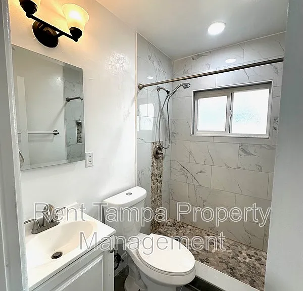 610-612 17th Ave S #610 — Photo 11