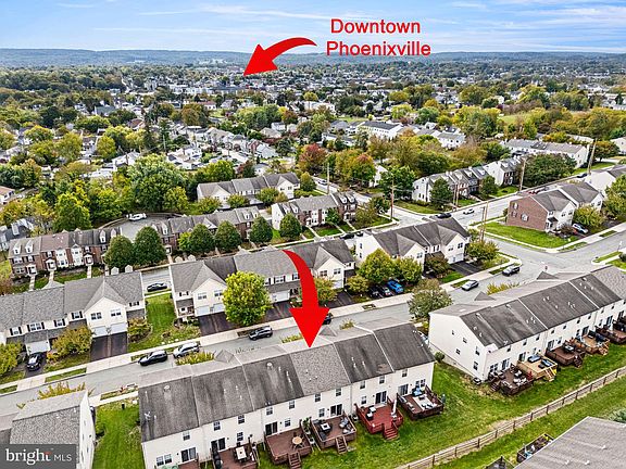 4th image of 1041 Balley Dr