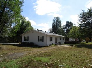 237 N Lorton St, Clarkton, MO 63837