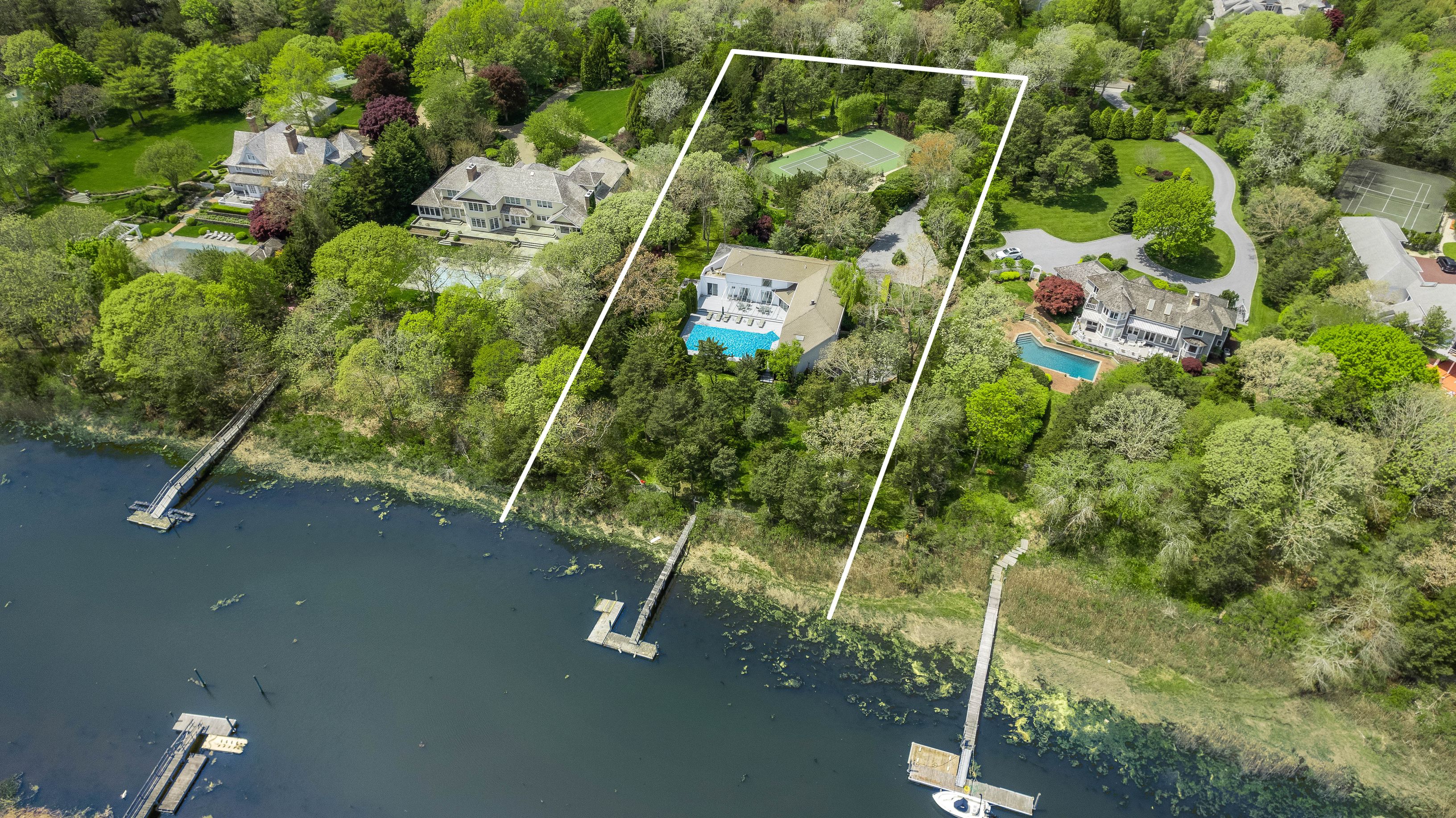 24 Cedar Ln, Remsenburg, NY 11960 Out East