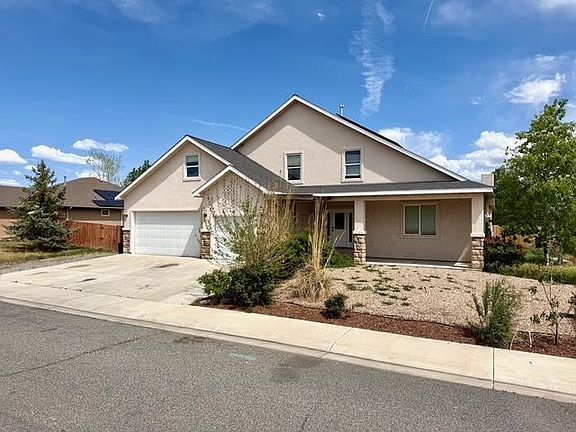 3rd image of 424 Marianne Dr