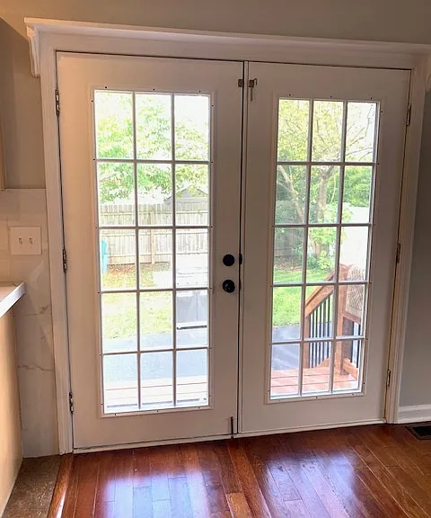 1560 Whittier Ave — Photo 7