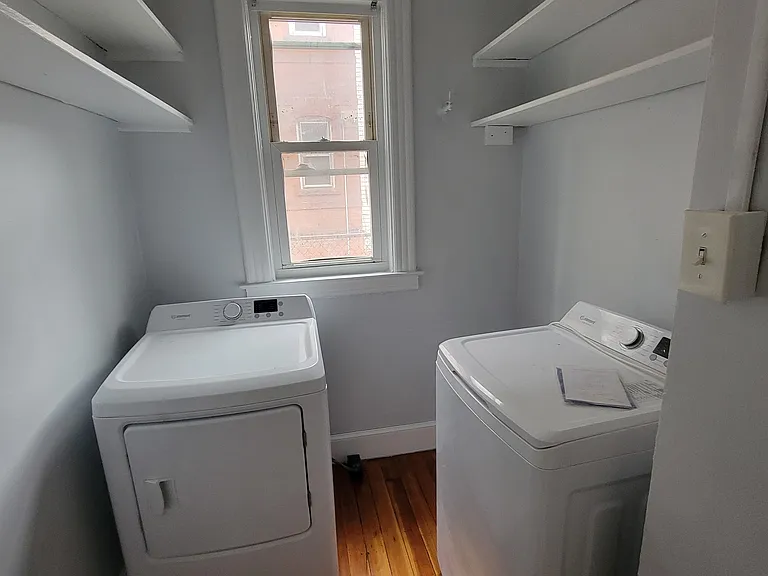 119 Sisson Ave #1S — Photo 10