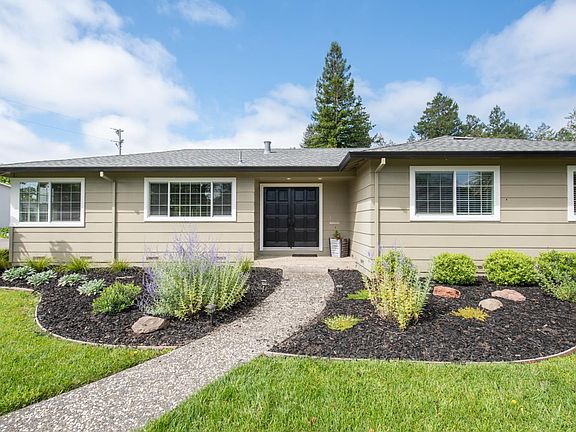 3rd image of 1201 Sunnyslope Drive