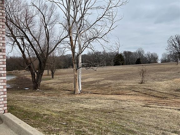 2nd image of 1540 W Harris Rd