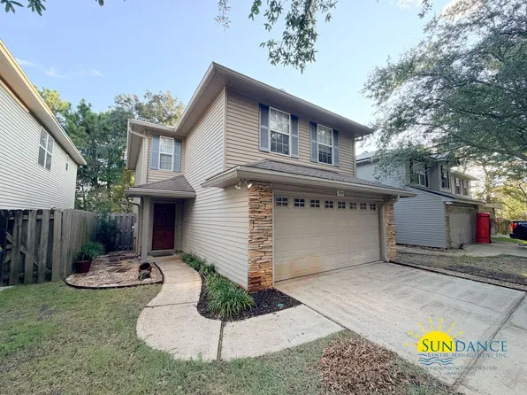 2705 Apple Blossom Ct, Shalimar, FL 32579