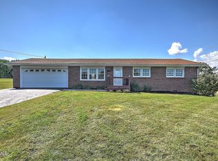 689 Liberty Church Rd, Kingsport, TN 37663