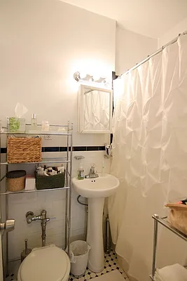 Rented by JK Dansar Corp | media 13