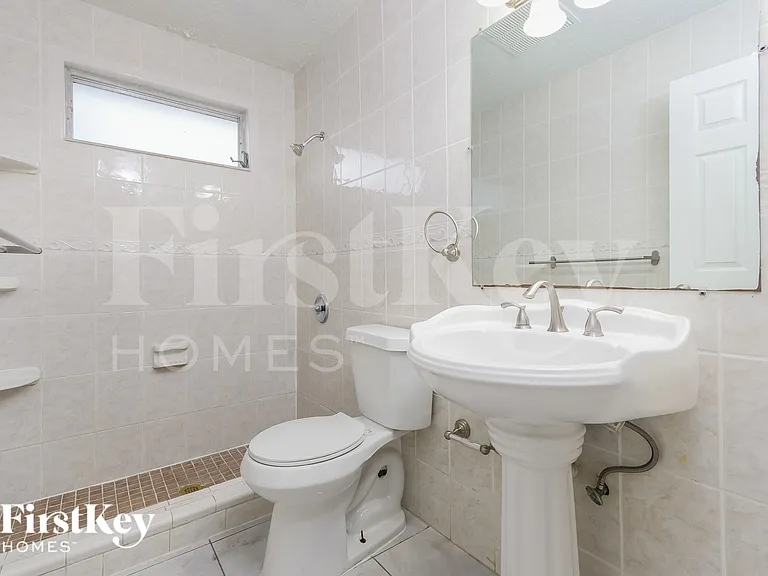 12126 Dakota Woods Ln — Photo 14
