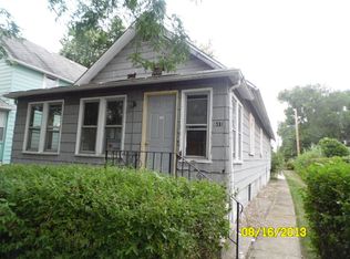 611 Garnsey Ave, Joliet, IL 60432