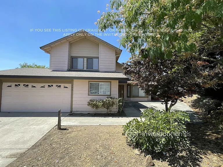 420 Hannigan Way — Photo 2
