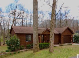 405 Forest Glen Dr, Eddyville, KY 42038