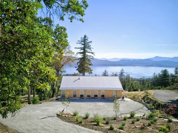 293 Canvasback Pl, Saltspring Island, BC V8K 2W5
