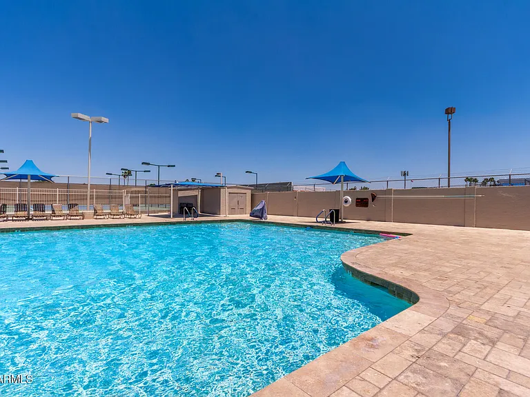 1347 W Lobo Ave — Photo 31