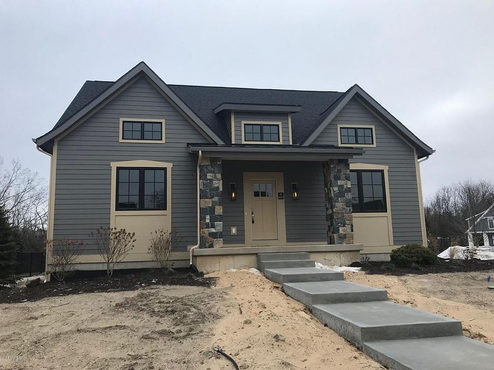 1st image of 2074 Balsam Waters Ct NE