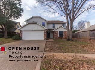 5808 Fox Hunt Dr, Arlington, TX 76017