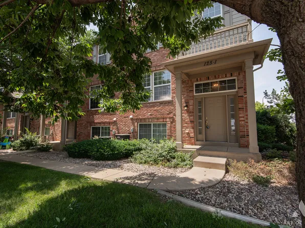 125 Bristol Ln Unit 1, Wood Dale, IL 60191