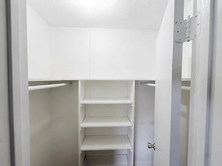 4115 S Semoran Blvd #10 — Photo 7