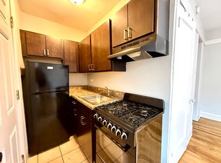 1350.5 W Argyle St #2E, Chicago, IL 60640