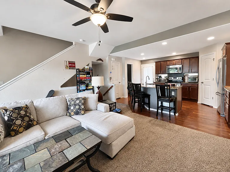 4751 Iron Horse Villas Point — Photo 3