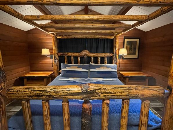 9361 Misery Point Rd NW