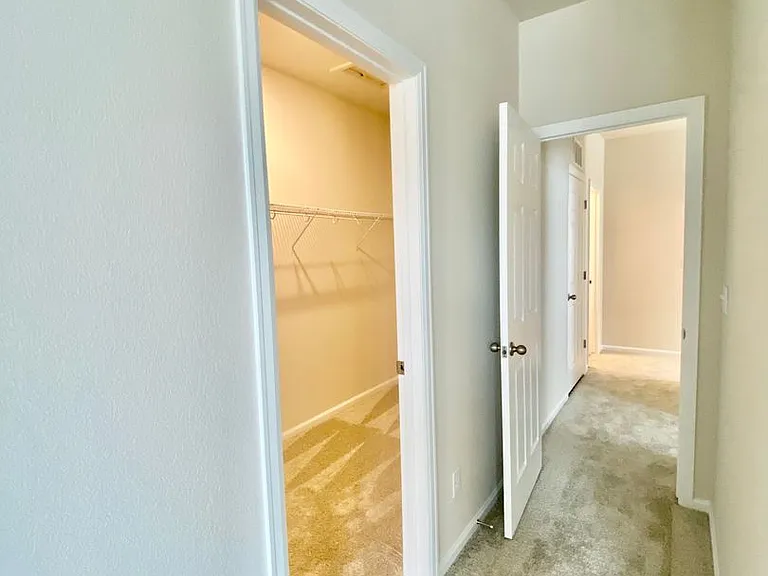 8739 Scarborough Dr — Photo 26