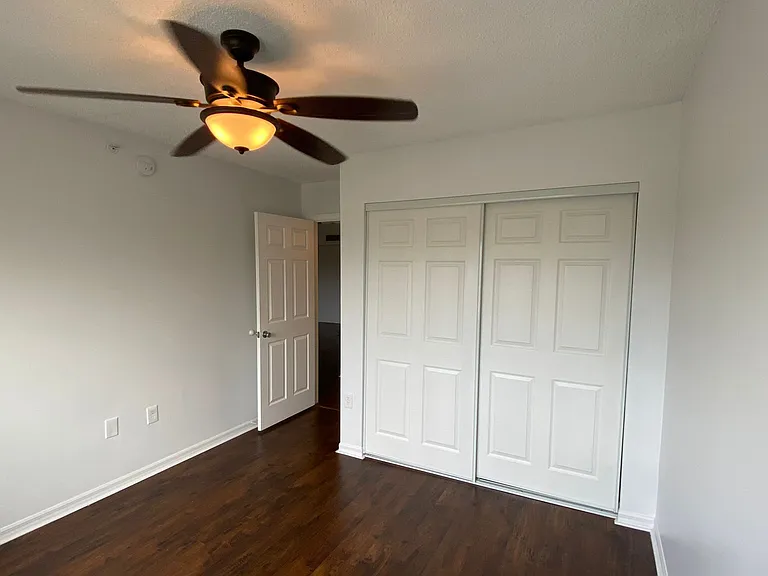 5025 Wiles Rd #303 — Photo 16
